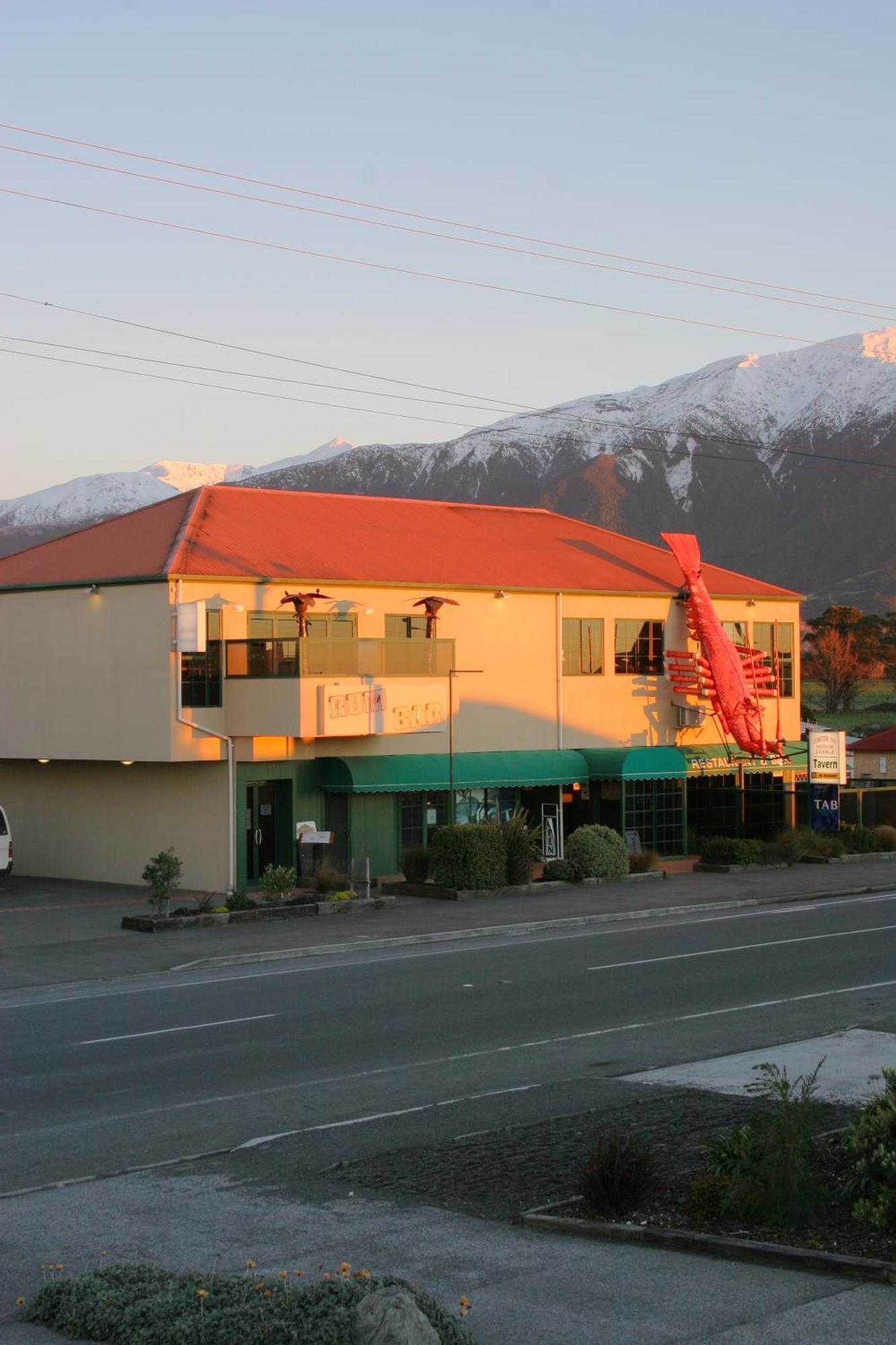 Lobster Inn Motel Кайкура Екстериор снимка